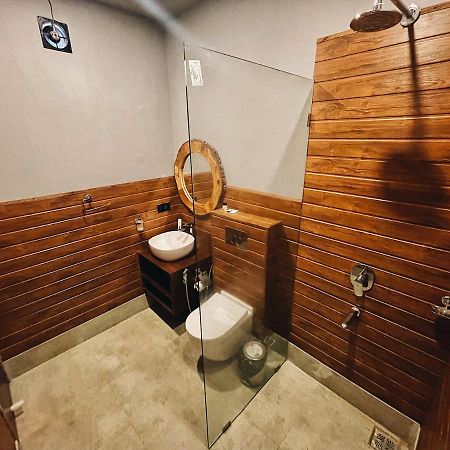 Ukiyo Beach Resort 만드렘 외부 사진
